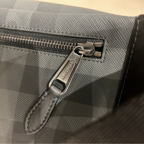 Burberry Cason Belt Bag in Charcoal - Picture 7 of 8